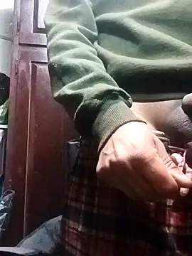 Snapshot of BIG-CkD_F chatting on November 19, 1:11 pm BIG-CkD F online show from November 19, 1:11 pm