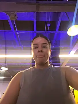 trianawhite online show from December 17, 8:54 pm