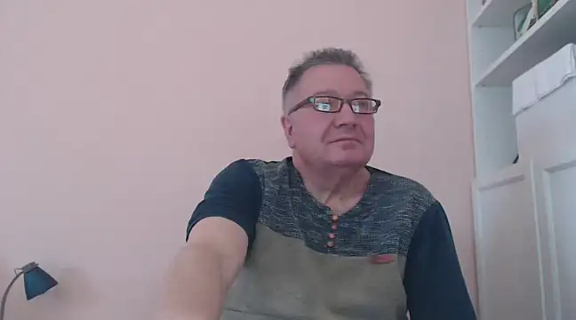YOU6me online show from December 2, 9:56 am