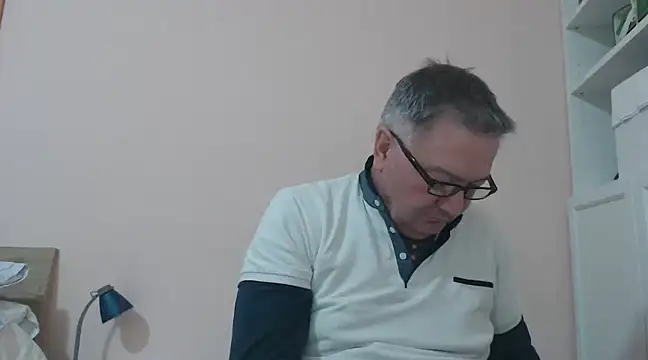 YOU6me online show from December 2, 5:48 pm