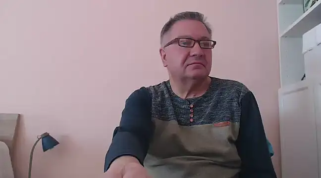YOU6me online show from December 3, 9:22 am