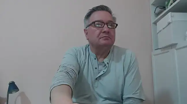 YOU6me online show from December 20, 4:25 pm