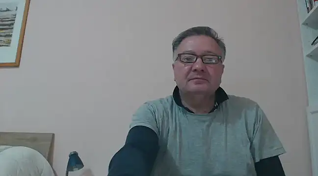 YOU6me online show from December 24, 4:08 pm