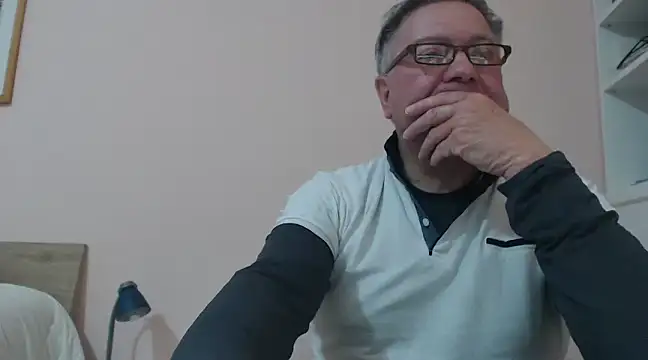 YOU6me online show from December 26, 6:12 pm