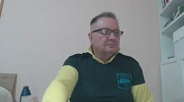 YOU6me online show from January 1, 3:24 pm