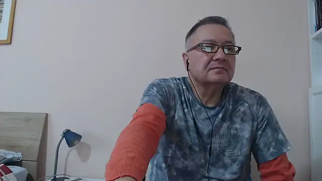 YOU6me online show from October 17, 10:40 am