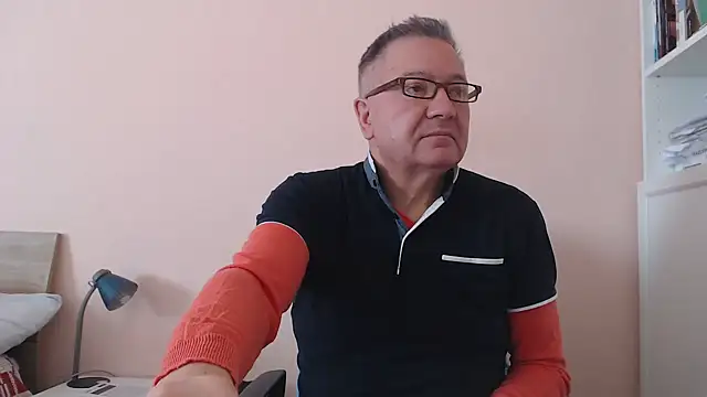 YOU6me online show from October 22, 8:36 am