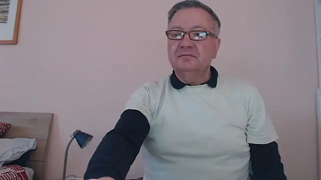 YOU6me online show from November 9, 8:45 am