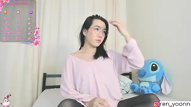 Ren yoon online show from December 10, 7:37 am