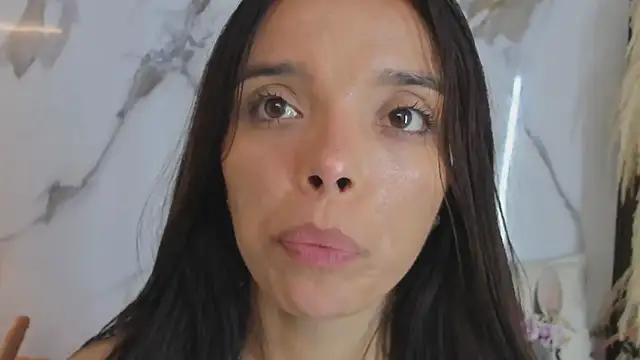 hannahill69 online show from March 5, 10:22 am