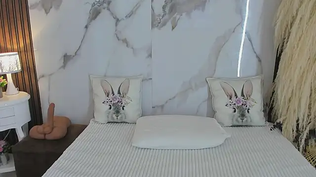 hannahill69 online show from March 19, 4:47 am