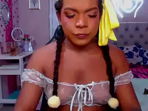 alexa rodriicum online show from October 18, 7:58 pm