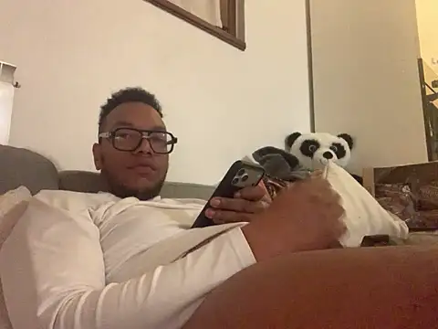 iamrafaelhot online show from March 11, 6:14 pm