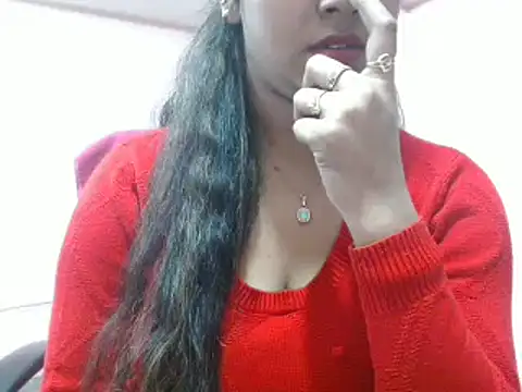 LovingPihu online show from January 18, 12:15 pm