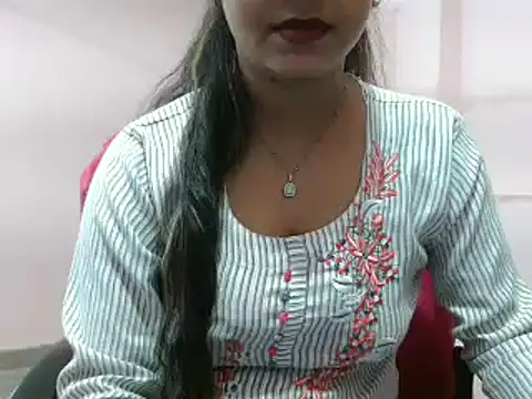 LovingPihu online show from March 3, 4:47 am
