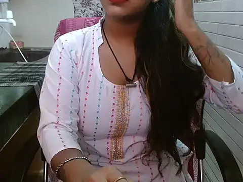 LovingPihu online show from September 21, 5:42 am