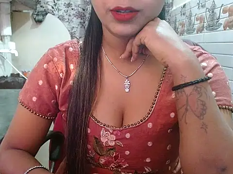 LovingPihu online show from February 5, 4:28 am