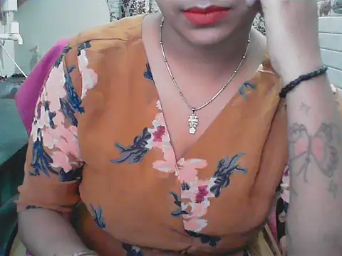 LovingPihu online show from June 15, 5:20 am
