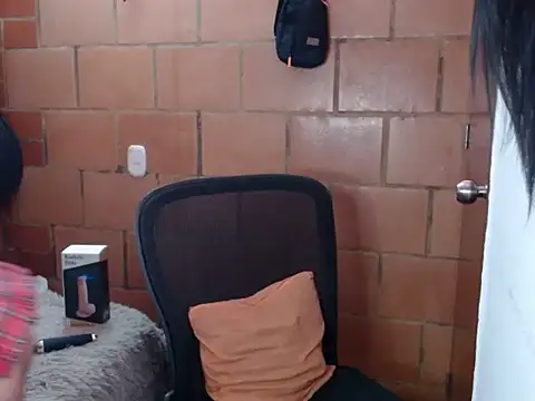 andys 26 online show from July 12, 7:05 pm