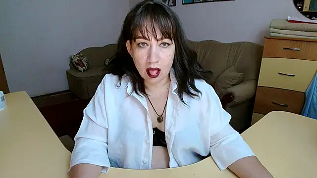 Lucretia Goldi  online show from September 13, 4:29 pm