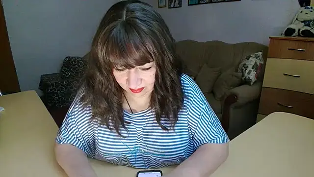 Lucretia Goldi  online show from February 5, 2:54 pm