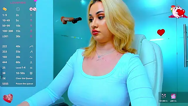 Snapshot of sassy_madeline chatting on February 17, 10:36 pm sassy madeline online show from February 17, 10:36 pm
