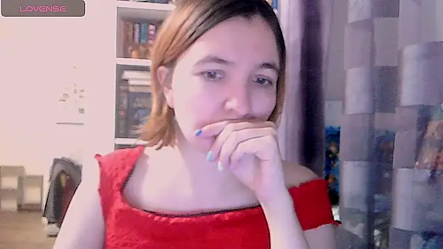 Snapshot of BrattyFoxyGirl chatting on December 2, 11:45 am BrattyFoxyGirl online show from December 2, 11:45 am