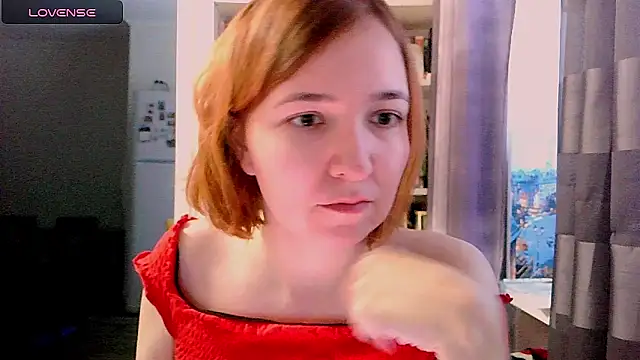 Snapshot of BrattyFoxyGirl chatting on January 17, 11:38 am BrattyFoxyGirl online show from January 17, 11:38 am