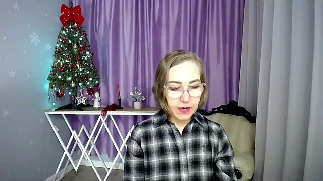 Snapshot of queen_a_n_i chatting on February 27, 7:52 am queen a n i online show from February 27, 7:52 am