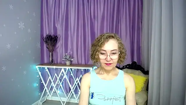 queen a n i online show from May 16, 10:47 am