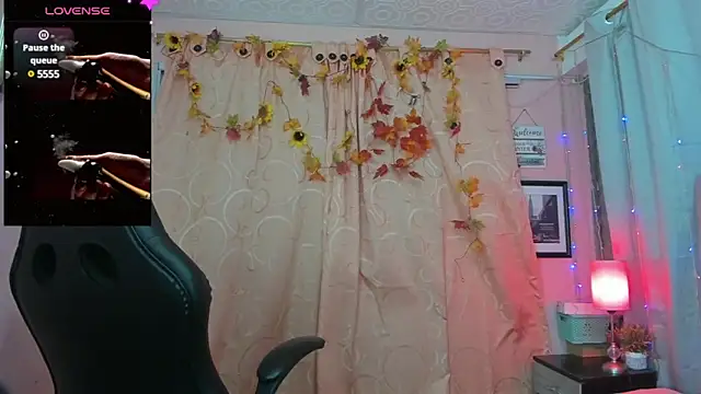 DarshaKhemu online show from January 29, 8:35 pm