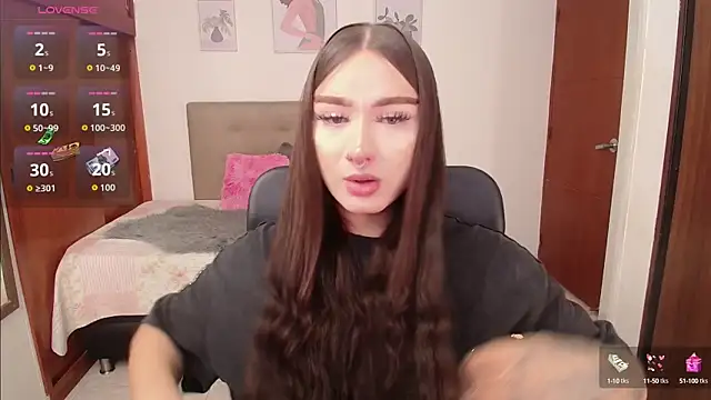 Miley Baker online show from October 1, 3:18 pm