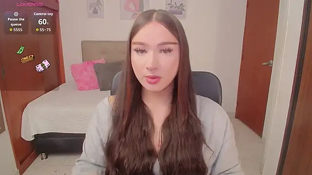 Miley Baker online show from October 7, 3:53 pm