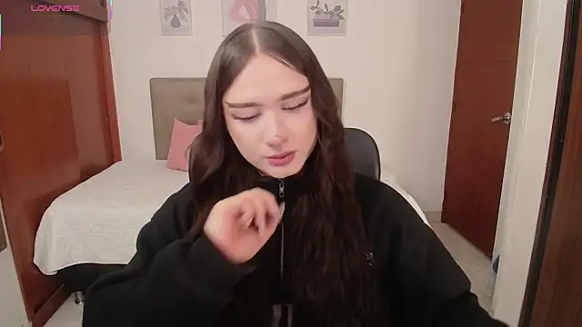 Miley Baker online show from January 7, 3:58 pm