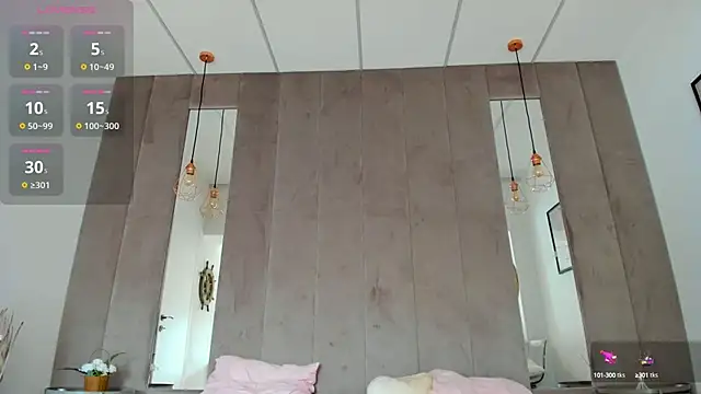 Naila18 online show from October 1, 6:52 am