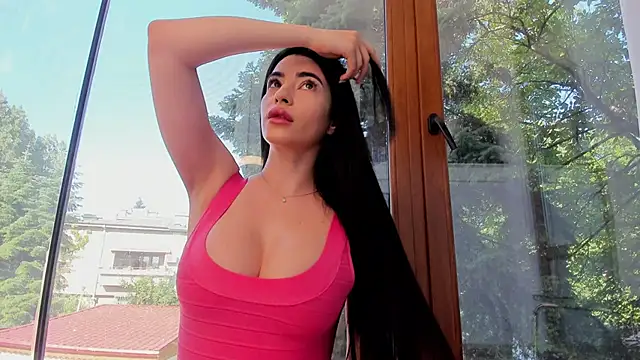 Naila18 online show from May 25, 5:57 am