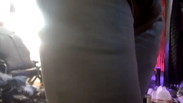 Snapshot of TheHellBilly chatting on February 16, 9:00 pm TheHellBilly online show from February 16, 9:00 pm