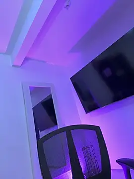 Snapshot of kem_hott chatting on October 14, 4:46 am kem hott online show from October 14, 4:46 am