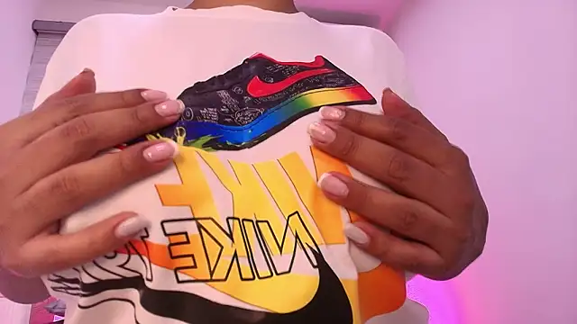 Snapshot of lay_navas chatting on February 14, 7:21 pm lay navas online show from February 14, 7:21 pm