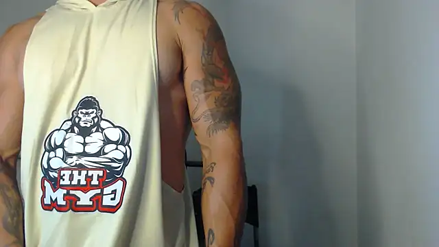 JacobJamess online show from June 12, 1:15 am