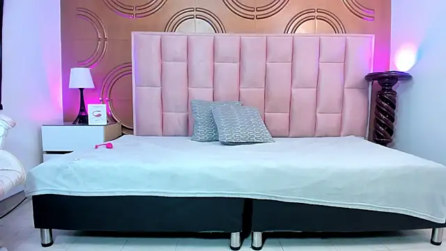 valeriaa19 online show from March 13, 5:22 am