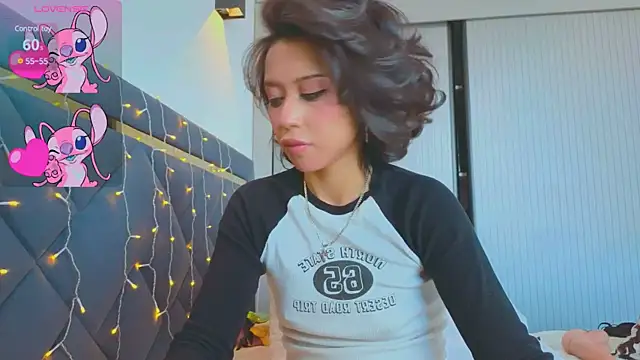 Mia Tin online show from January 12, 6:39 am