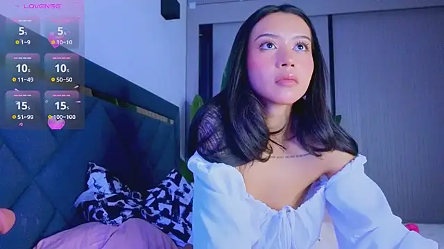 Snapshot of Mia_Tin chatting on February 22, 4:05 pm Mia Tin online show from February 22, 4:05 pm