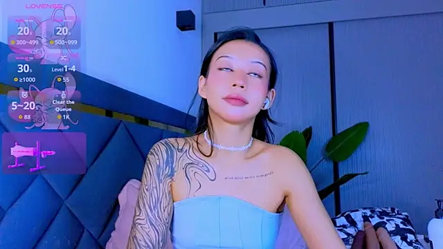 Snapshot of Mia_Tin chatting on April 5, 5:43 pm Mia Tin online show from April 5, 5:43 pm