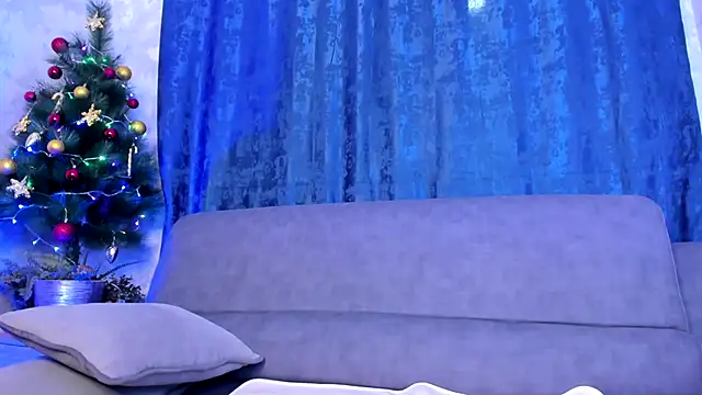 Snapshot of Li_baby chatting on December 18, 12:44 pm Li baby online show from December 18, 12:44 pm