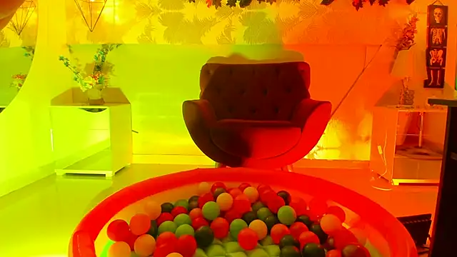 Rachel Foxy online show from November 28, 10:45 pm