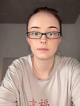 roxxxyrose online show from December 20, 2:40 am