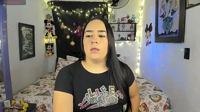 kimgodoy online show from December 17, 11:33 pm