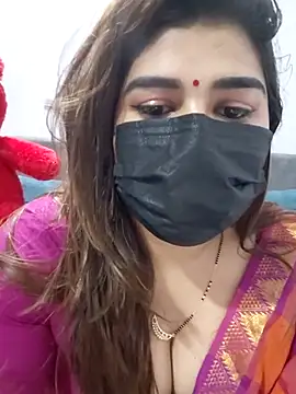 Alisha  Arora online show from July 29, 7:23 pm