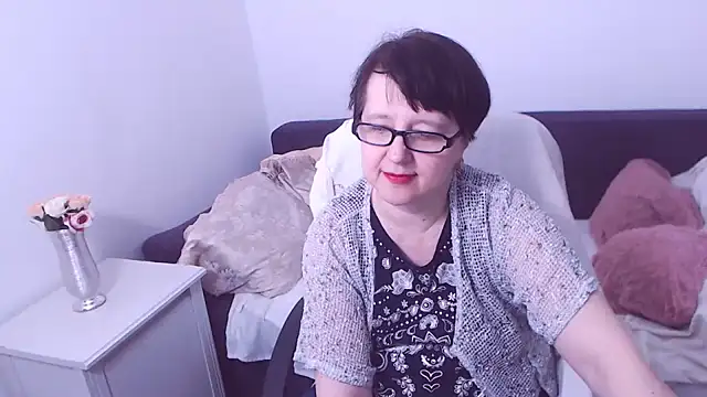 Snapshot of ChristaRose chatting on February 15, 3:52 am ChristaRose online show from February 15, 3:52 am